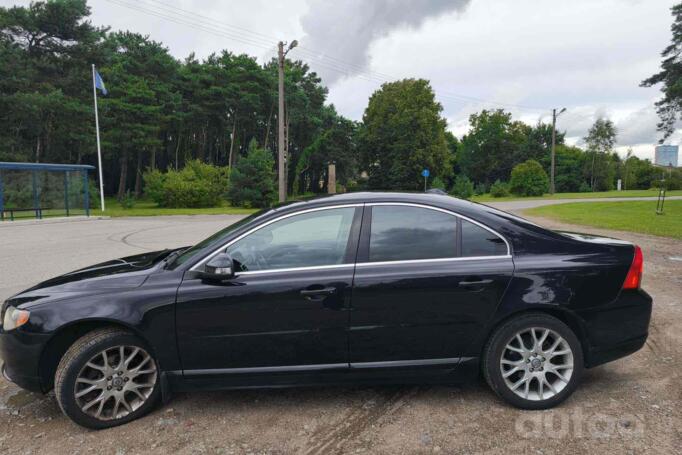Volvo S80
