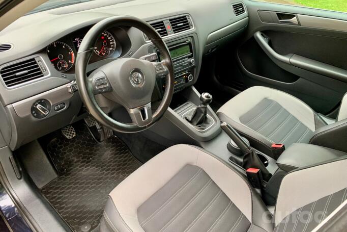 Volkswagen Jetta 6 generation Sedan