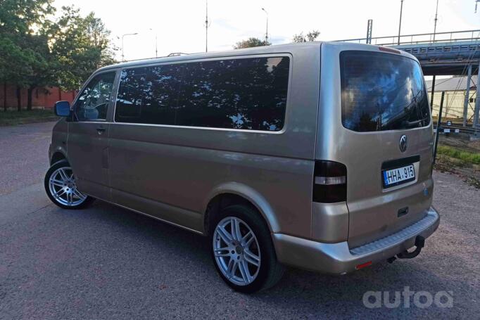 Volkswagen Caravelle