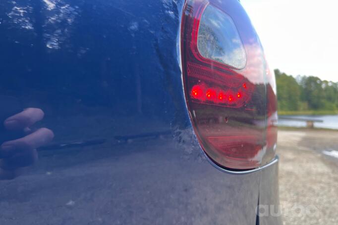 Volkswagen Golf 5 generation Hatchback 3-doors