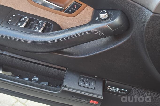 Audi A8 D3/4E [restyling] Sedan 4-doors