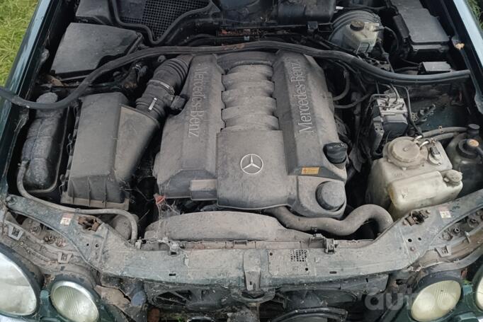 Mercedes-Benz E-Class W210 wagon 5-doors