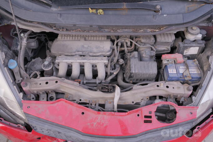 Honda Jazz 2 generation [restyling] Hatchback 5-doors