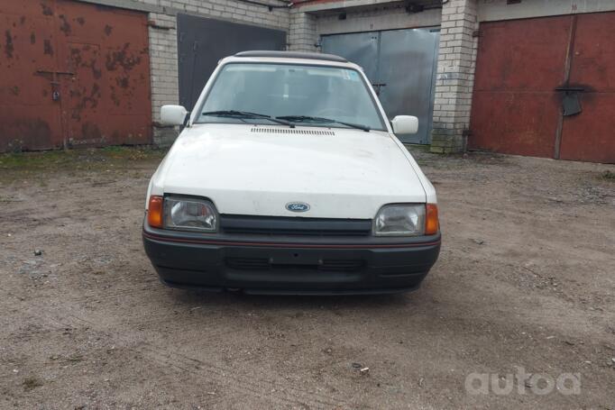 Ford Escort 4 generation Hatchback 5-doors
