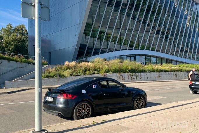 Audi TT 8J Coupe