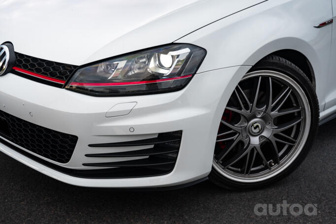 Volkswagen Golf GTI 7 generation