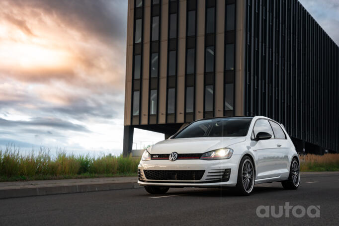 Volkswagen Golf GTI 7 generation