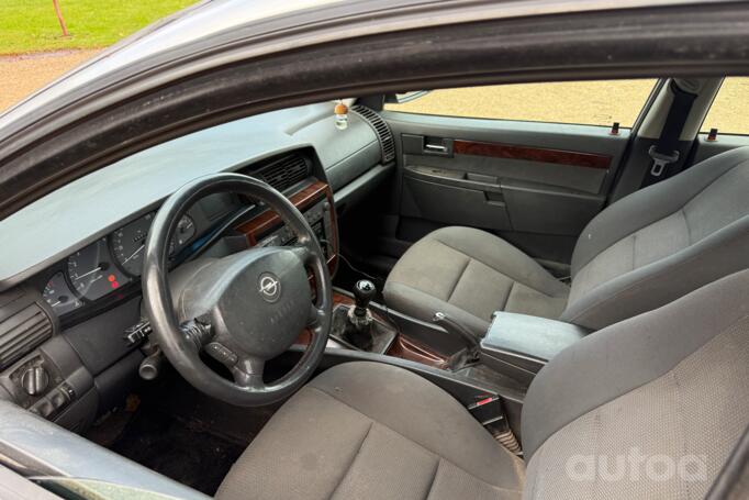 Opel Omega B [restyling] Sedan