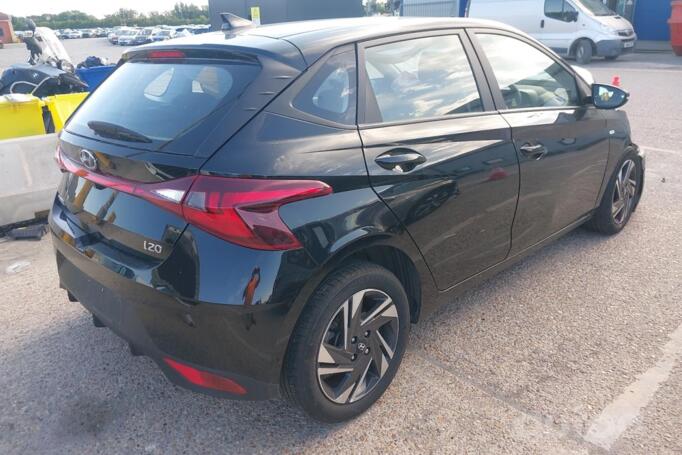 Hyundai i20 2 generation [restyling]