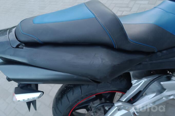 Suzuki GSR 600