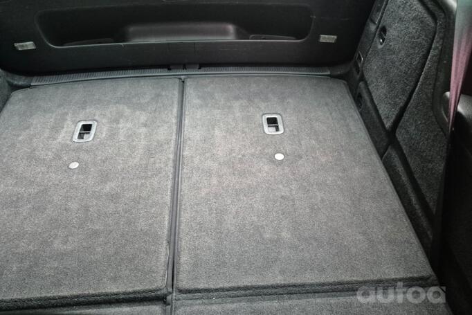 SEAT Alhambra 2 generation [restyling]