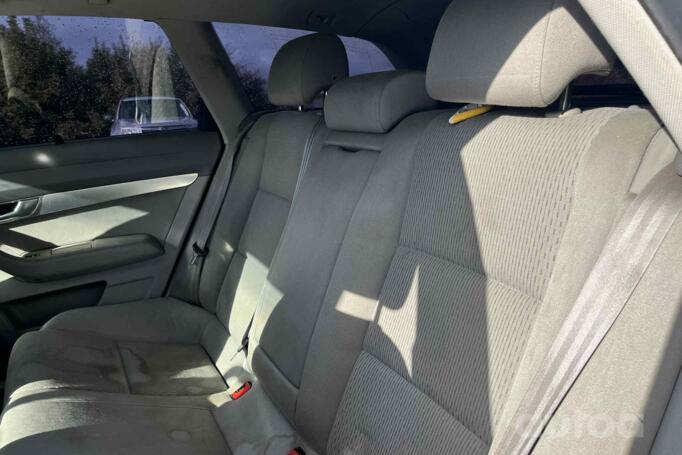 Audi A6 4F/C6 wagon 5-doors