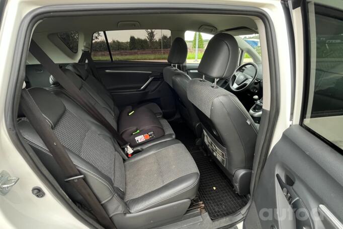 Toyota Verso 1 generation [restyling] Minivan