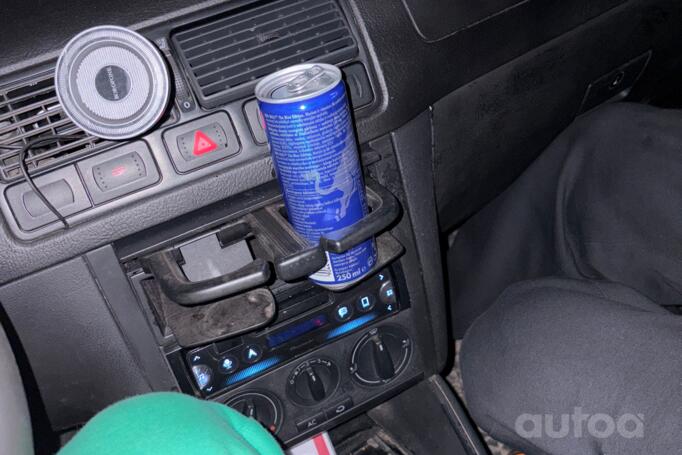 Volkswagen Golf 4 generation Hatchback 5-doors