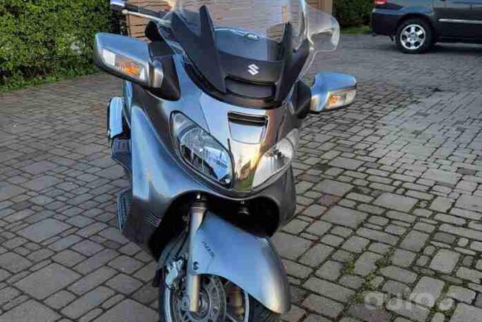 Suzuki Burgman