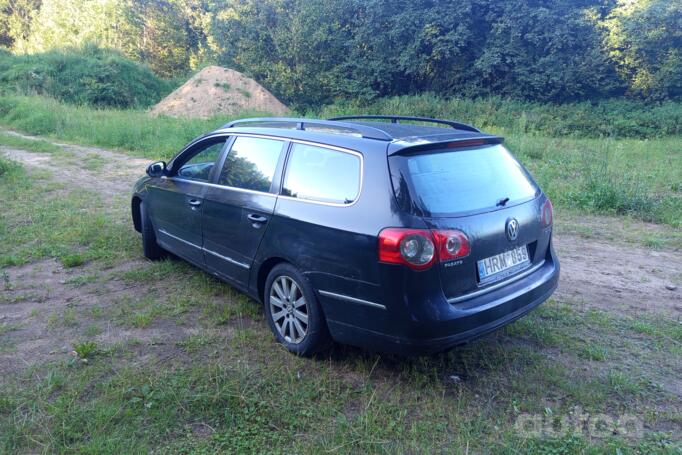 Volkswagen Passat B6 wagon 5-doors
