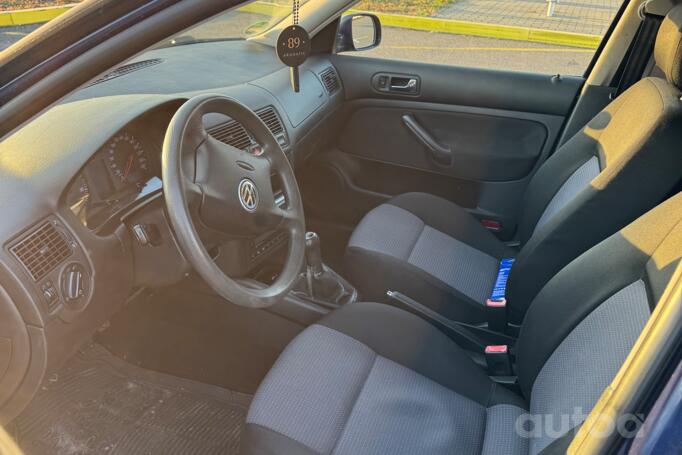 Volkswagen Golf 4 generation wagon