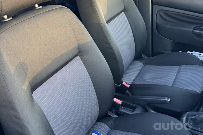 Volkswagen Golf 4 generation wagon