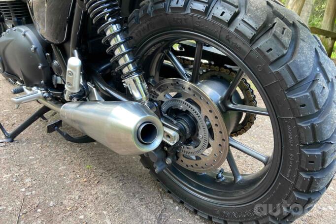 Triumph Street Twin