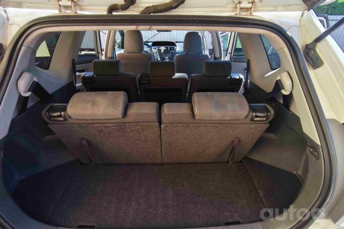 Toyota Prius Plus