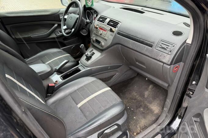 Ford Kuga 1 generation Crossover