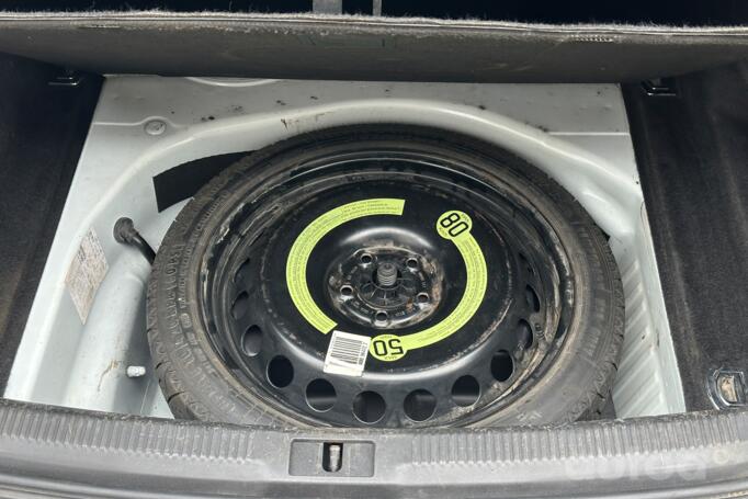 Audi A4 B8/8K Sedan 4-doors