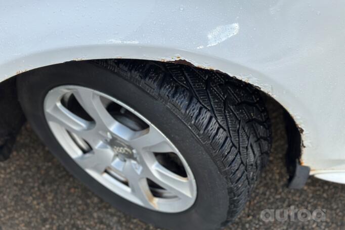 Audi A4 B8/8K Sedan 4-doors