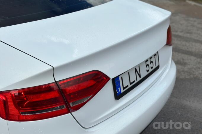 Audi A4 B8/8K Sedan 4-doors