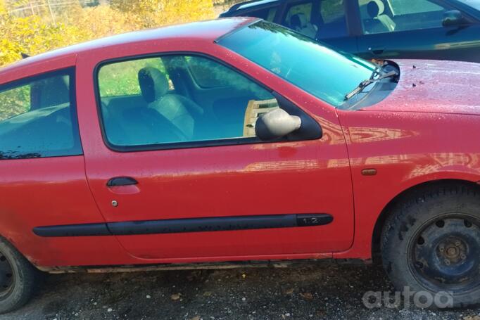 Renault Clio 2 generation Hatchback 3-doors