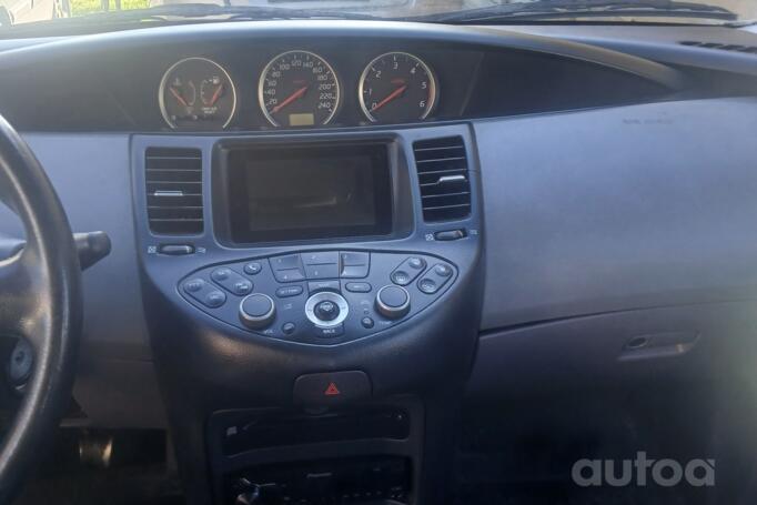 Nissan Primera P12 Sedan 4-doors