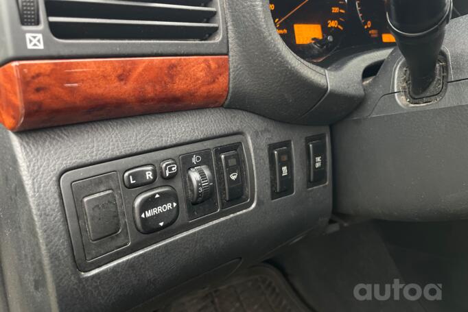 Toyota Avensis 2 generation wagon