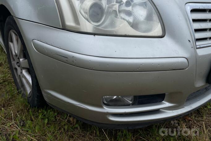 Toyota Avensis 2 generation wagon