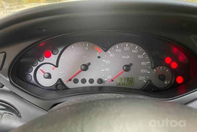 Ford Focus 1 generation wagon 5-doors