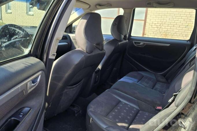 Volvo V70 2 generation [restyling] R wagon 5-doors
