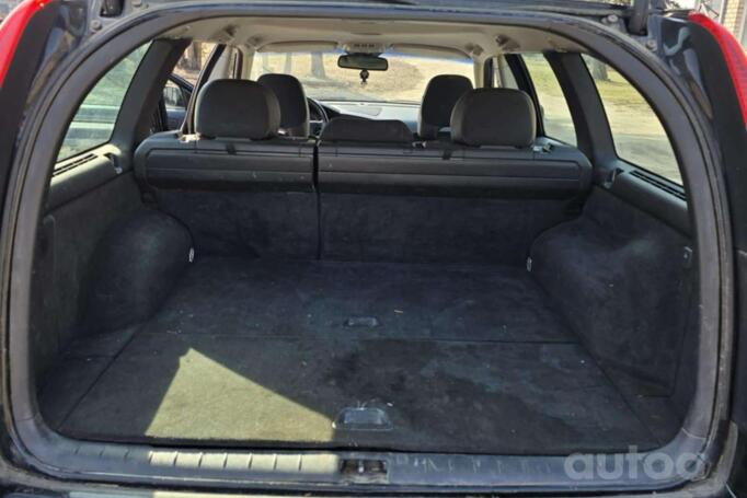 Volvo V70 2 generation [restyling] R wagon 5-doors