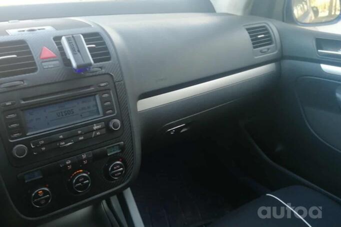 Volkswagen Golf 5 generation Hatchback 3-doors