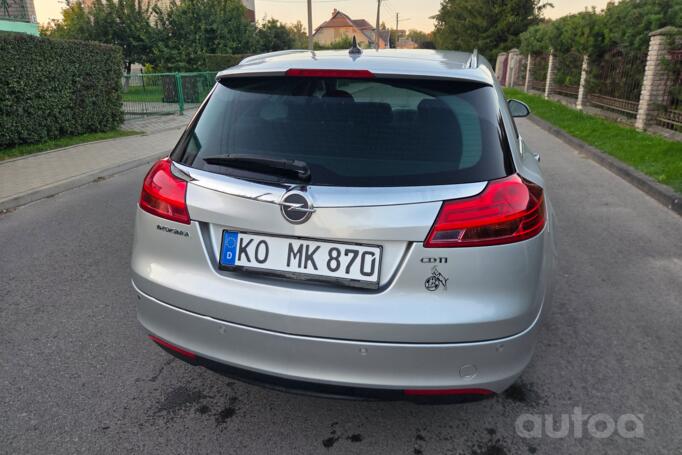 Opel Insignia A Sports Tourer OPC wagon 5-doors