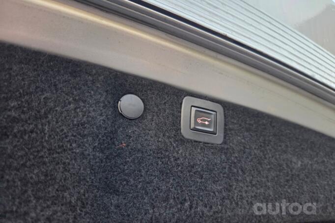 Opel Insignia A Sports Tourer OPC wagon 5-doors