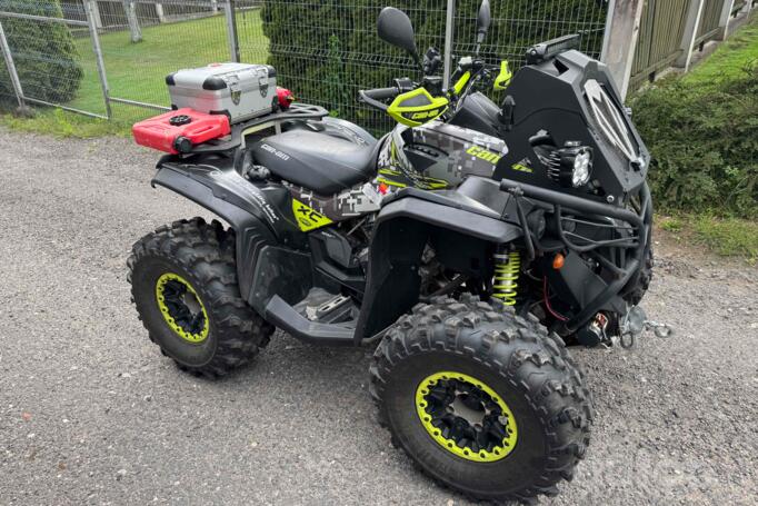 Carbodies FX4S
