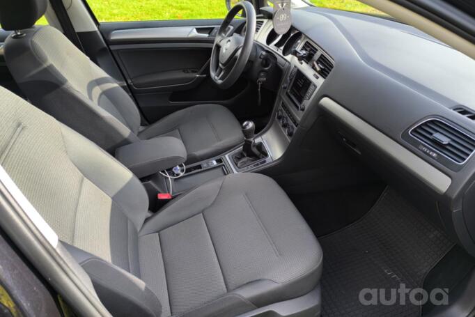 Volkswagen Golf 7 generation Variant wagon 5-doors