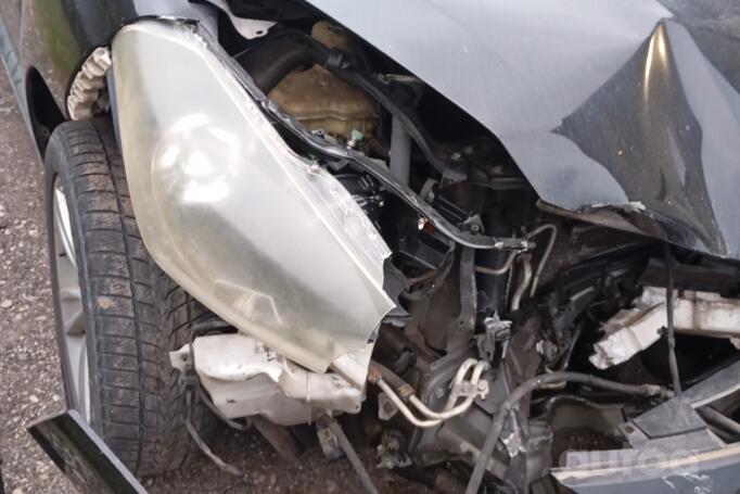 Peugeot 4007 1 generation Crossover