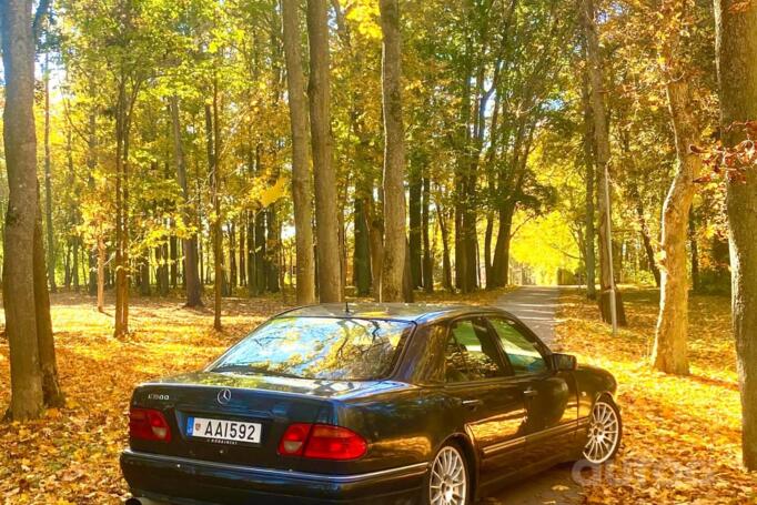 Mercedes-Benz E-Class W210 Sedan