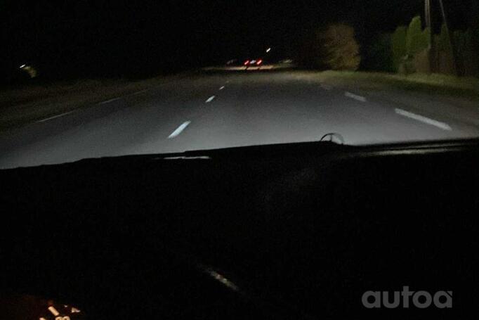 Mercedes-Benz E-Class W210 Sedan