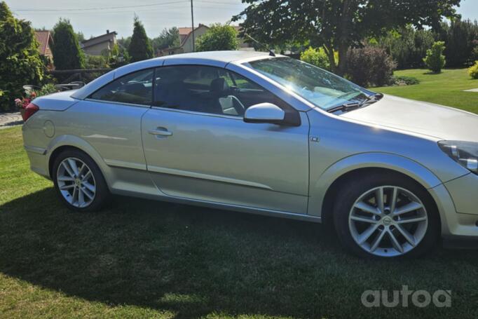 Opel Astra H [restyling]