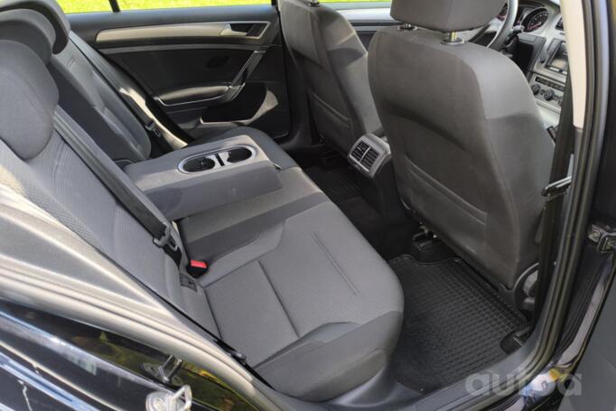 Volkswagen Golf 7 generation Variant wagon 5-doors