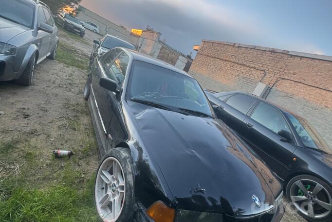 BMW 3 Series E36 Sedan