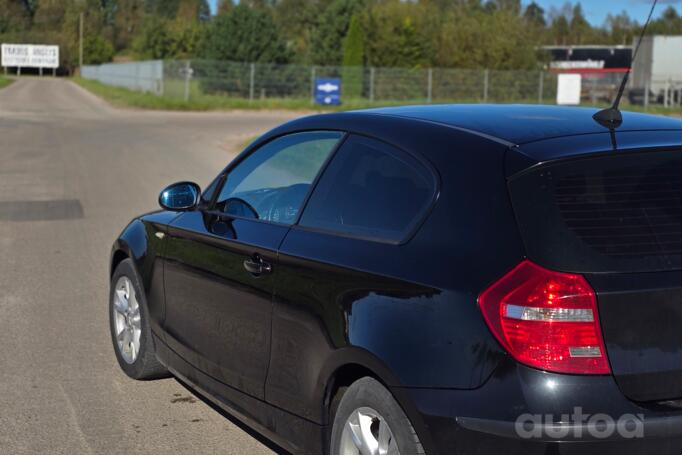 BMW 1 Series E81/E82/E87/E88 [restyling] Hatchback 3-doors