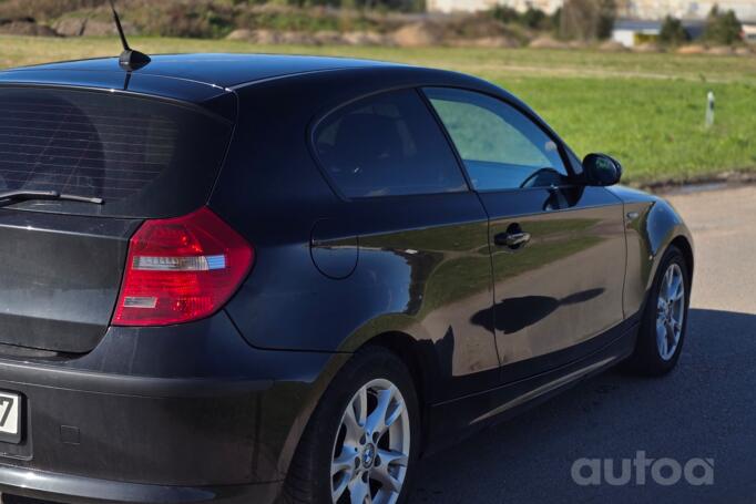 BMW 1 Series E81/E82/E87/E88 [restyling] Hatchback 3-doors