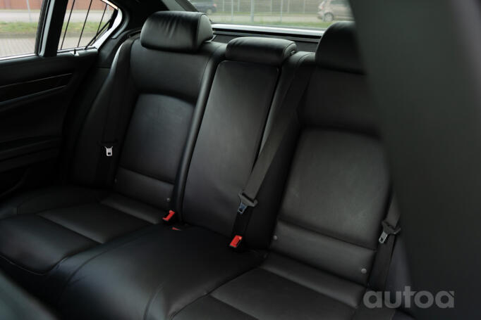 BMW 7 Series F01/F02 [restyling] Sedan