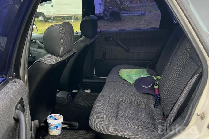 Volkswagen Passat B5 Sedan 4-doors